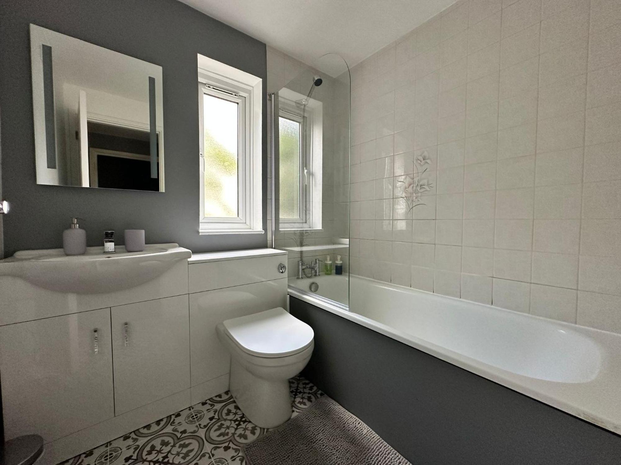 Cosy 2 Bedroom Flat In Manor House London Eksteriør billede
