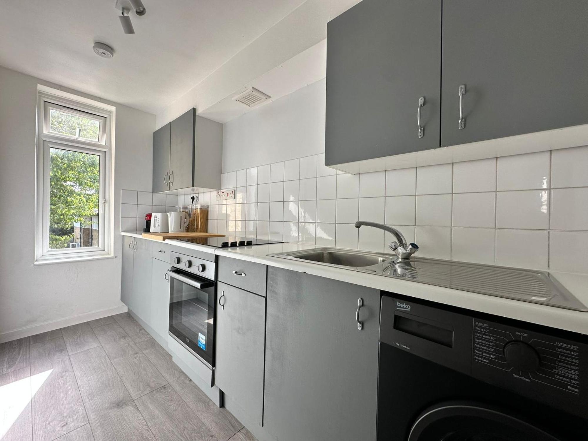 Cosy 2 Bedroom Flat In Manor House London Eksteriør billede